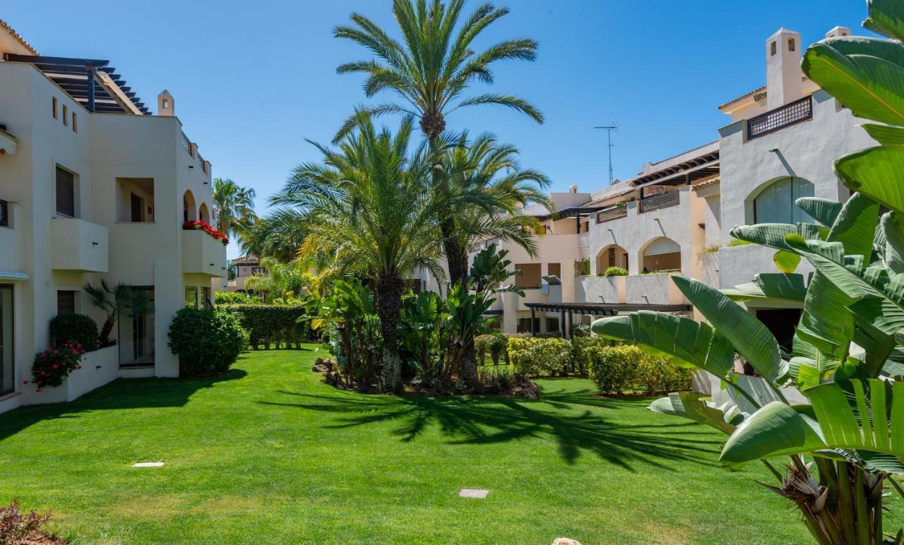 La Medina De Banus, Puerto Banus Apartment